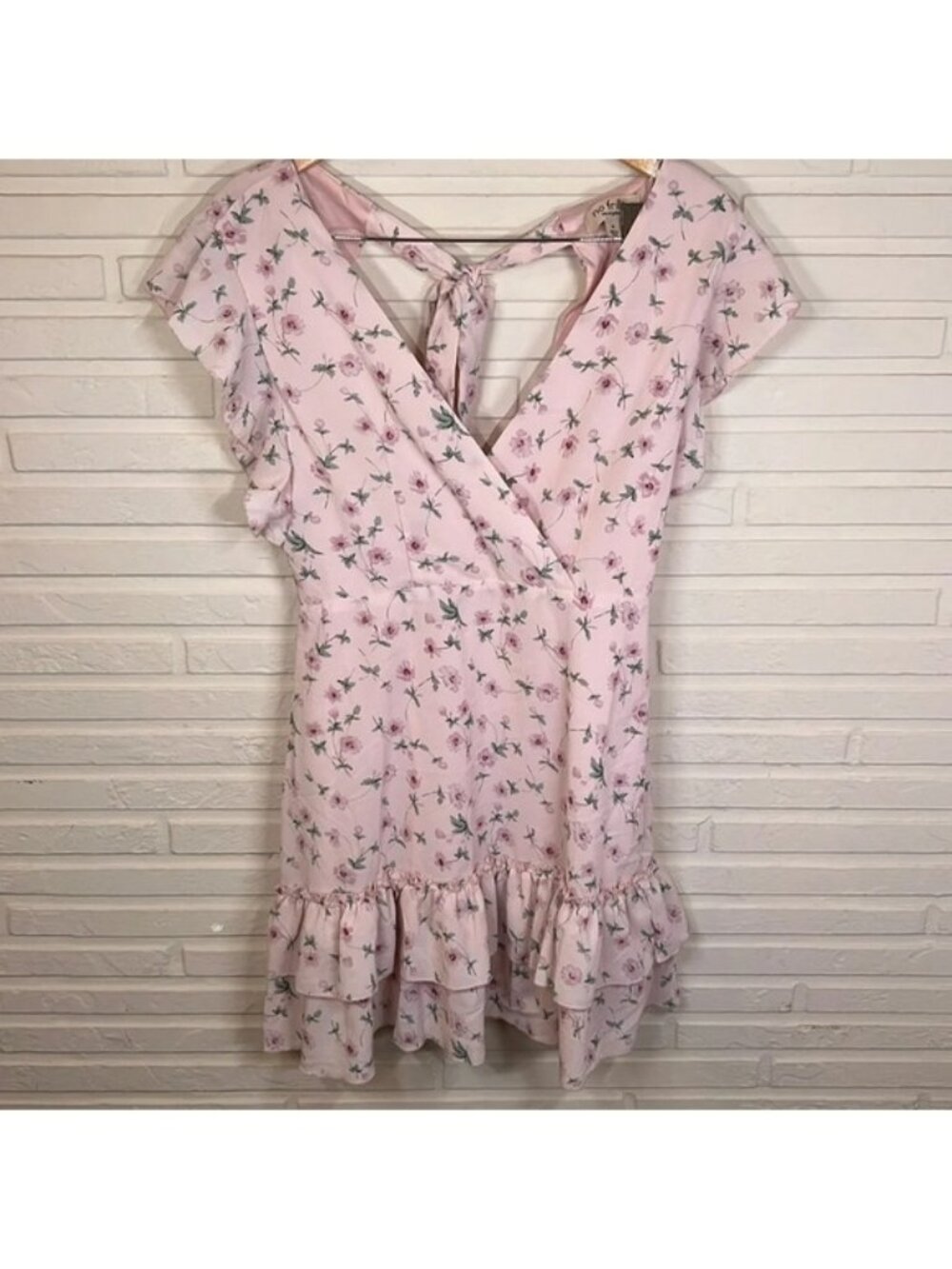 No Frills Pink Floral Ruffle Open Back Mini Dress, Women’s Size Medium